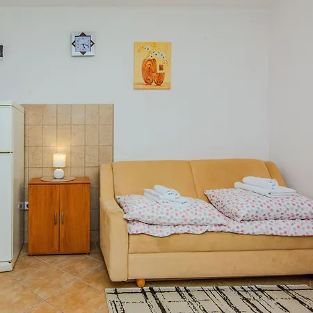 Ladika 2 By Interhome