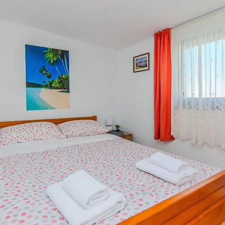 Ladika 2 By Interhome * Вир