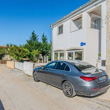 Ladika 2 By Interhome